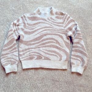 Abercrombie & Fitch Zebra Print Sweater Fuzzy Soft Girls 9/10